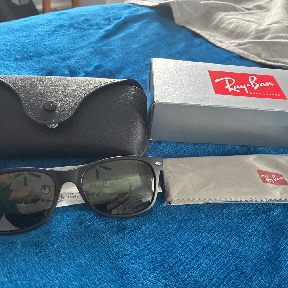 Ray-Ban - Picture 3 of 3